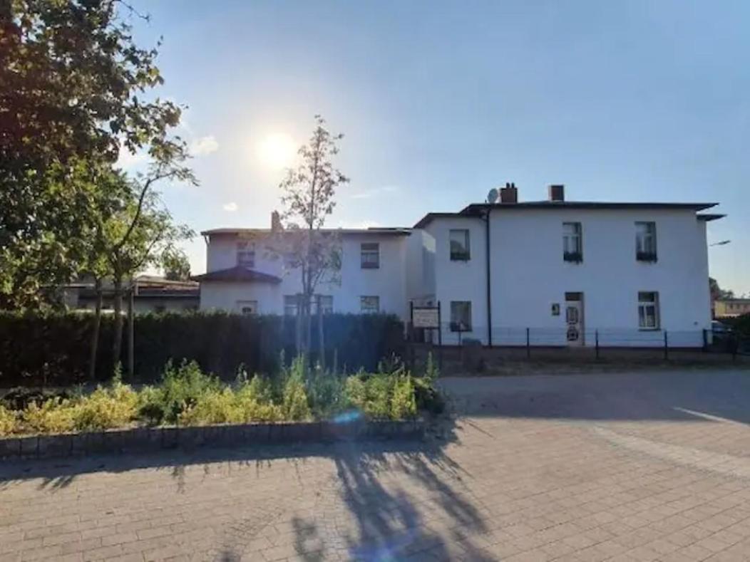 Schoene Geraeumige Ferienwohnung Am Park Герінгсдорф Екстер'єр фото