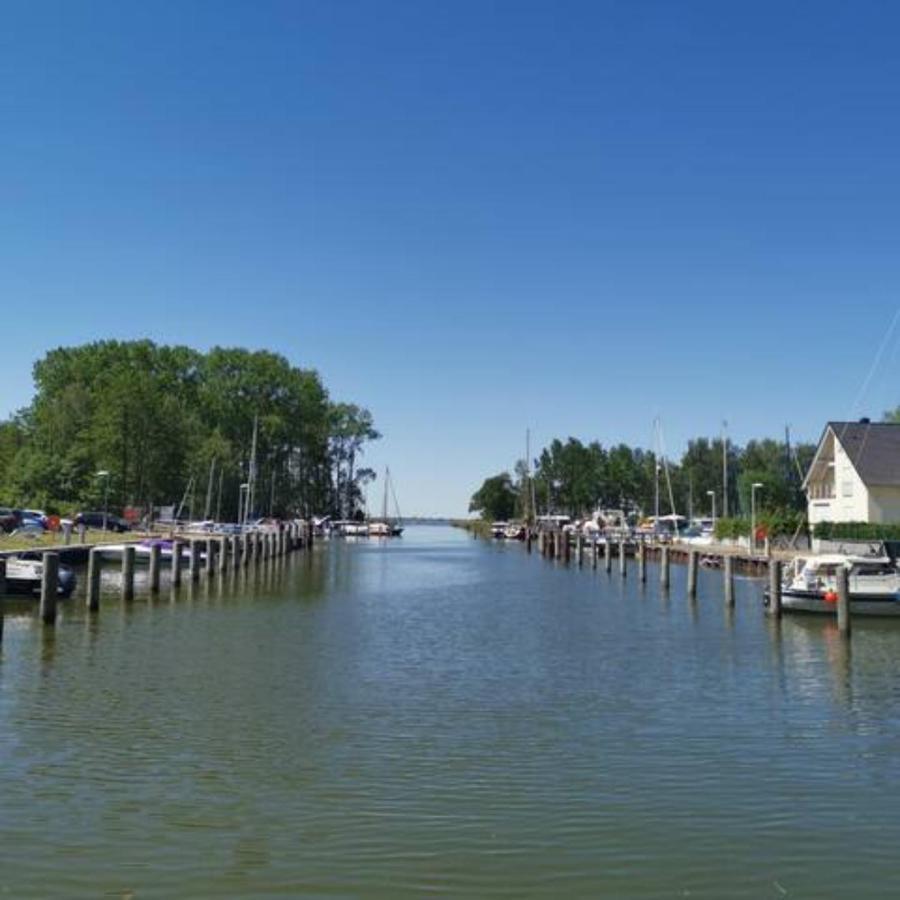 Schoene Geraeumige Ferienwohnung Am Park Герінгсдорф Екстер'єр фото